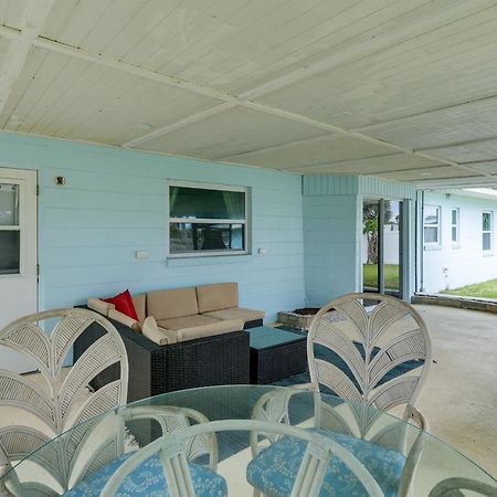 Pet-Friendly Cocoa Beach Home Walk To Beach! 외부 사진